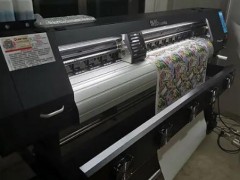 壓電寫真機為什么要用穩壓器