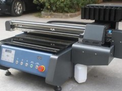 UV平板打印機打印前有哪些材質需要處理及如何處理